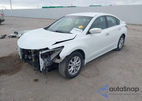 2014 Nissan Altima 2.5 S из США, поврежденный, VIN 1N4AL3AP4EN238376